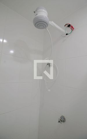 Apartamento à venda com 35m², 1 quarto e sem vaga Apartamento à venda com 35m², 1 quarto e sem vagaBanheiro da Suíte