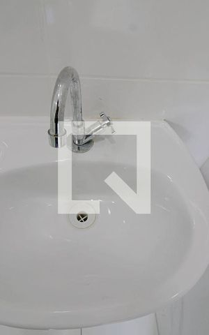 Apartamento à venda com 35m², 1 quarto e sem vaga Apartamento à venda com 35m², 1 quarto e sem vagaBanheiro da Suíte