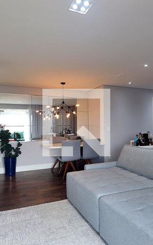 Apartamento à venda com 72m², 2 quartos e 2 vagasSala
