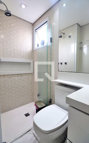 Apartamento à venda com 72m², 2 quartos e 2 vagasBanheiro do Quarto 1 - Suíte