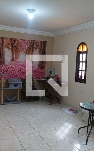 Casa à venda com 125m², 3 quartos e 2 vagas Casa à venda com 125m², 3 quartos e 2 vagasSala