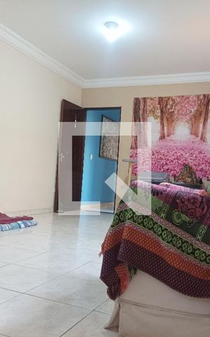 Casa à venda com 125m², 3 quartos e 2 vagas Casa à venda com 125m², 3 quartos e 2 vagasSala