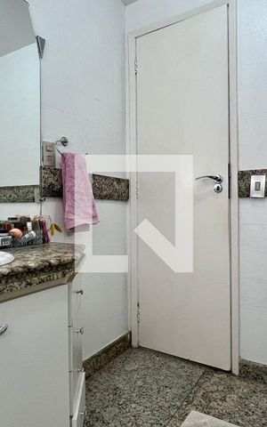Apartamento à venda com 210m², 5 quartos e 2 vagasBanheiro