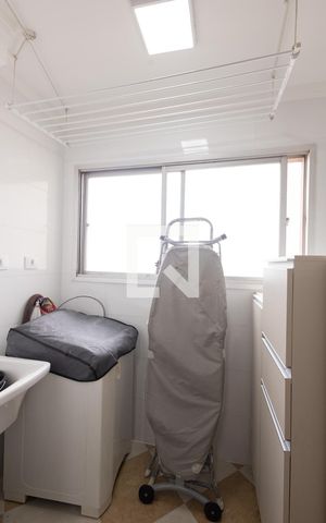 Apartamento para alugar com 69m², 3 quartos e 1 vagaÁrea de Serviço