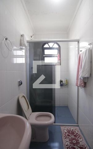 Casa à venda com 500m², 4 quartos e 7 vagasBanheiro 2