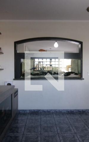 Casa à venda com 500m², 4 quartos e 7 vagasSala