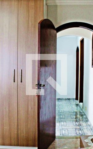 Casa à venda com 180m², 3 quartos e 3 vagasQuarto  suite