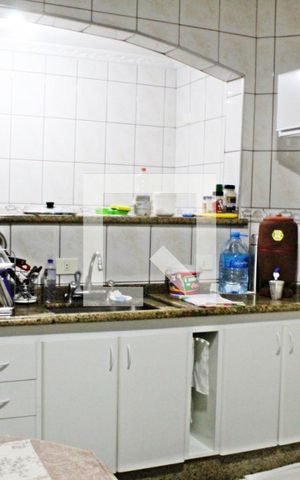 Casa à venda com 180m², 3 quartos e 3 vagasCozinha