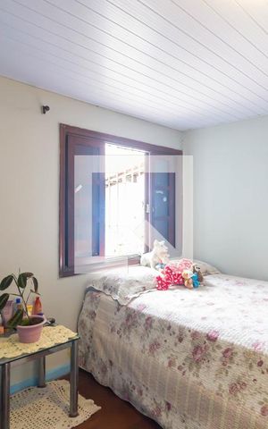 Casa à venda com 250m², 2 quartos e 3 vagas Casa à venda com 250m², 2 quartos e 3 vagasSuíte