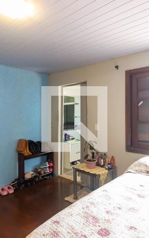 Casa à venda com 250m², 2 quartos e 3 vagas Casa à venda com 250m², 2 quartos e 3 vagasSuíte
