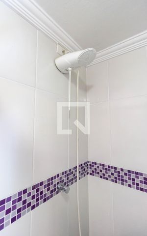 Casa à venda com 250m², 2 quartos e 3 vagas Casa à venda com 250m², 2 quartos e 3 vagasBanheiro da Suíte
