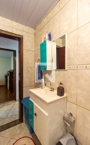 Casa à venda com 250m², 2 quartos e 3 vagas Casa à venda com 250m², 2 quartos e 3 vagasBanheiro