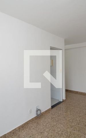 Apartamento à venda com 56m², 3 quartos e 1 vagaSala