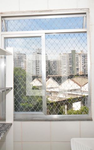 Apartamento à venda com 56m², 3 quartos e 1 vagaCozinha e Área de Serviço