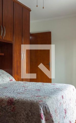 Casa à venda com 200m², 3 quartos e 5 vagas Casa à venda com 200m², 3 quartos e 5 vagasSuíte