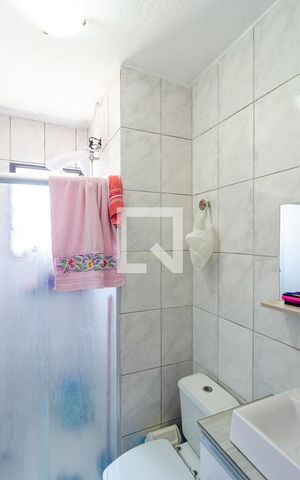 Casa de condomínio à venda com 57m², 2 quartos e 1 vaga Casa de condomínio à venda com 57m², 2 quartos e 1 vagaBanheiro Social