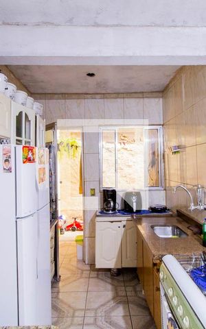 Casa para alugar com 80m², 2 quartos e sem vaga Casa para alugar com 80m², 2 quartos e sem vagaCozinha