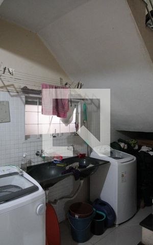 Casa à venda com 473m², 5 quartos e 5 vagasÁrea de Serviço