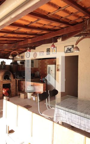 Casa à venda com 473m², 5 quartos e 5 vagasArea Gourmet