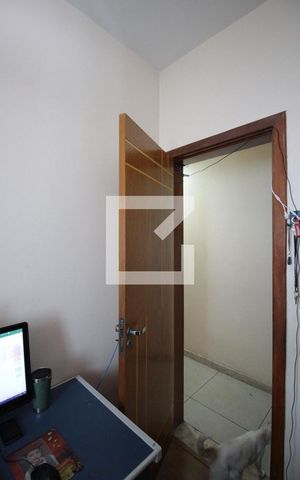 Casa à venda com 473m², 5 quartos e 5 vagasQuarto 4