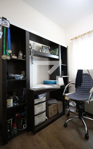 Casa à venda com 473m², 5 quartos e 5 vagasQuarto 4