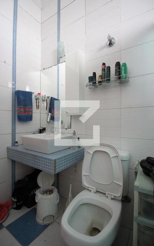 Casa à venda com 473m², 5 quartos e 5 vagasBanheiro Social