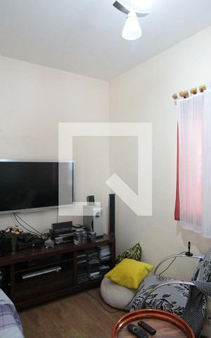 Casa à venda com 473m², 5 quartos e 5 vagasQuarto 1