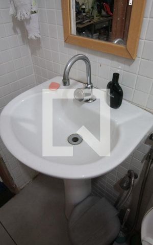 Casa à venda com 473m², 5 quartos e 5 vagasAndar Inferior | Banheiro da Suite 1