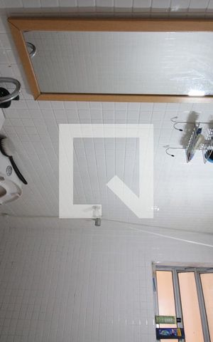 Casa à venda com 473m², 5 quartos e 5 vagasAndar Inferior | Banheiro da Suite 1