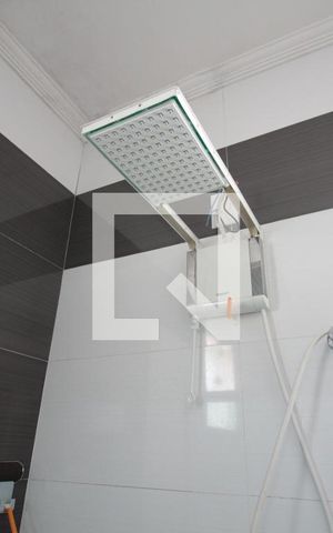 Casa à venda com 473m², 5 quartos e 5 vagasBanheiro da Suite Master