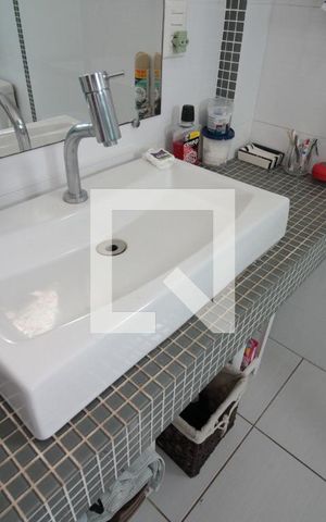 Casa à venda com 473m², 5 quartos e 5 vagasBanheiro da Suite Master