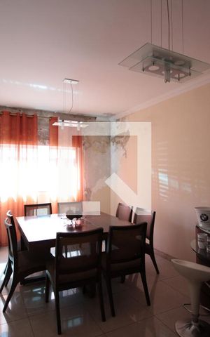 Casa à venda com 473m², 5 quartos e 5 vagasCopa