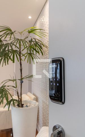 Apartamento à venda com 95m², 2 quartos e 2 vagas Apartamento à venda com 95m², 2 quartos e 2 vagasFechadura Eletrônica