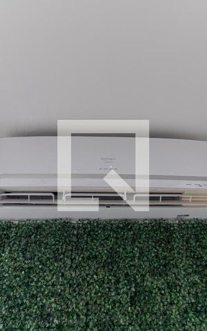 Apartamento à venda com 95m², 2 quartos e 2 vagas Apartamento à venda com 95m², 2 quartos e 2 vagasDetalhe da Varanda da Sala