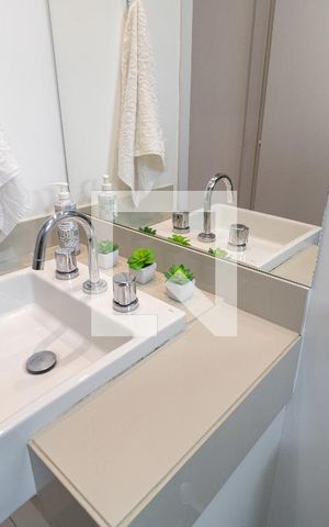 Apartamento à venda com 95m², 2 quartos e 2 vagas Apartamento à venda com 95m², 2 quartos e 2 vagasBanheiro Social