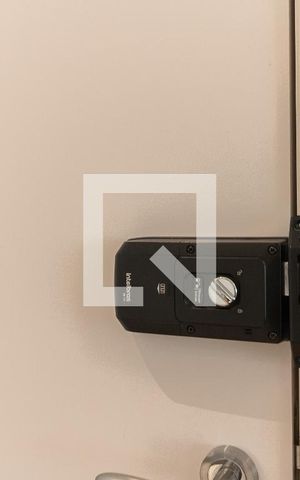 Apartamento à venda com 95m², 2 quartos e 2 vagas Apartamento à venda com 95m², 2 quartos e 2 vagasFechadura Eletrônica