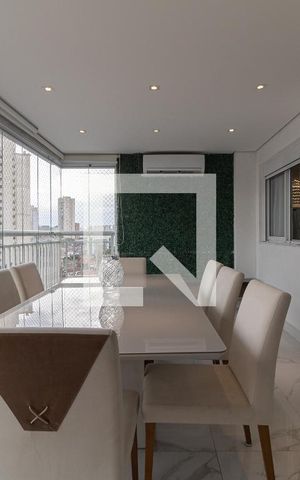 Apartamento à venda com 95m², 2 quartos e 2 vagas Apartamento à venda com 95m², 2 quartos e 2 vagasVaranda da Sala