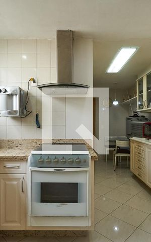 Apartamento à venda com 140m², 4 quartos e 2 vagasCozinha