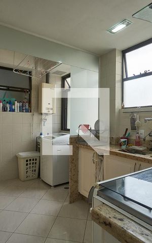 Apartamento à venda com 140m², 4 quartos e 2 vagasCozinha