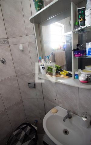 Casa à venda com 120m², 3 quartos e 1 vaga Casa à venda com 120m², 3 quartos e 1 vagaBanheiro