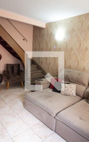 Casa à venda com 120m², 3 quartos e 1 vaga Casa à venda com 120m², 3 quartos e 1 vagaSala