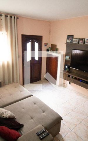 Casa à venda com 120m², 3 quartos e 1 vaga Casa à venda com 120m², 3 quartos e 1 vagaSala