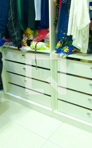 Apartamento para alugar com 136m², 3 quartos e 1 vagaSuíte closet 