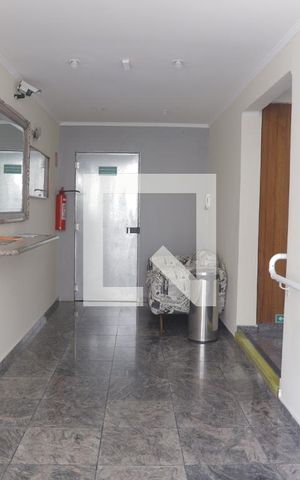 Apartamento à venda com 40m², 1 quarto e sem vagaHall social