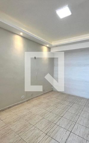 Apartamento à venda com 40m², 1 quarto e sem vaga Apartamento à venda com 40m², 1 quarto e sem vagaSala