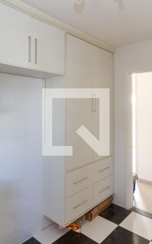 Apartamento à venda com 95m², 3 quartos e 2 vagas Apartamento à venda com 95m², 3 quartos e 2 vagasCozinha