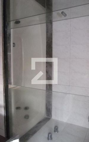 Casa à venda com 200m², 4 quartos e sem vagaBanheiro