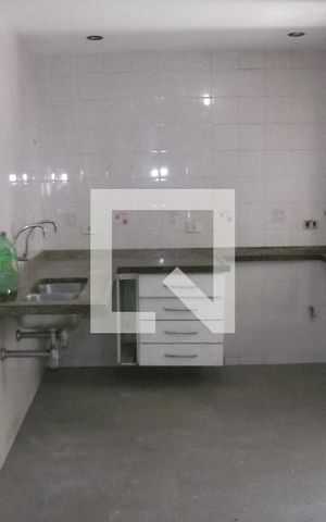 Casa à venda com 200m², 4 quartos e sem vagaCozinha