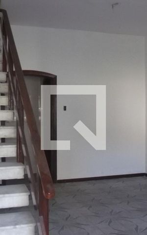 Casa à venda com 200m², 4 quartos e sem vagaSala