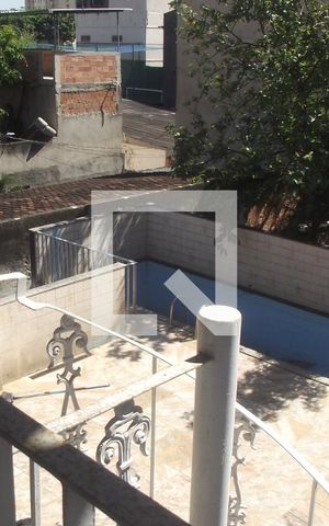 Casa à venda com 200m², 4 quartos e sem vagaÁrea Externa